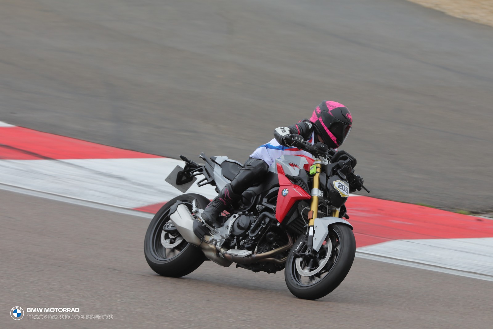 BMW Motorrad Track Days