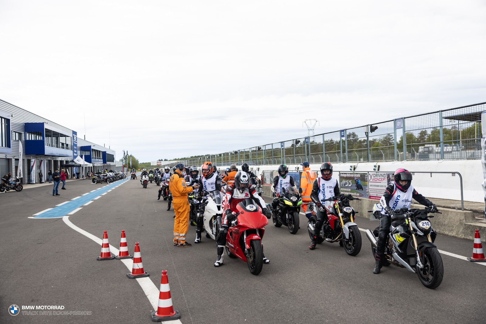 BMW Motorrad Track Days